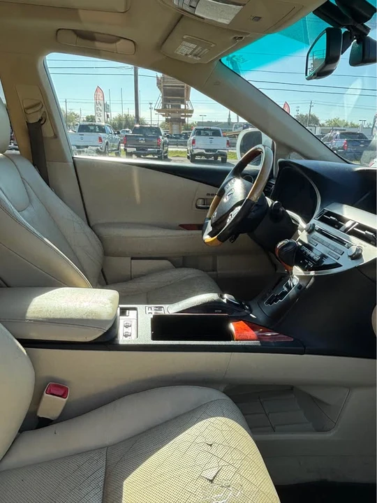 2010 Lexus RX 3rd Gen - Image 4 of 7