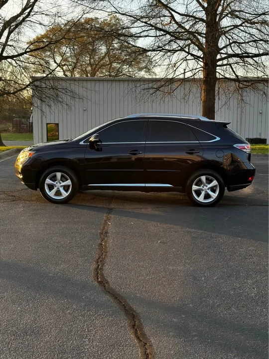 2010 Lexus RX 3rd Gen - Image 4 of 19