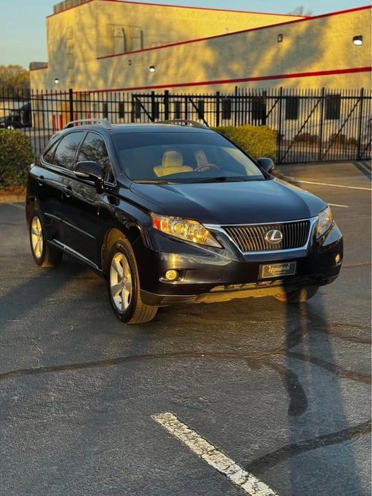 2010 Lexus RX 3rd Gen - Image 9 of 19
