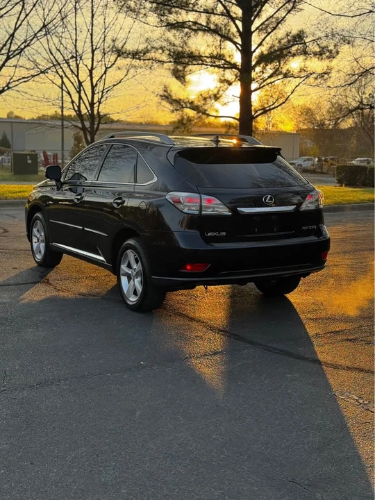 2010 Lexus RX 3rd Gen - Image 5 of 19