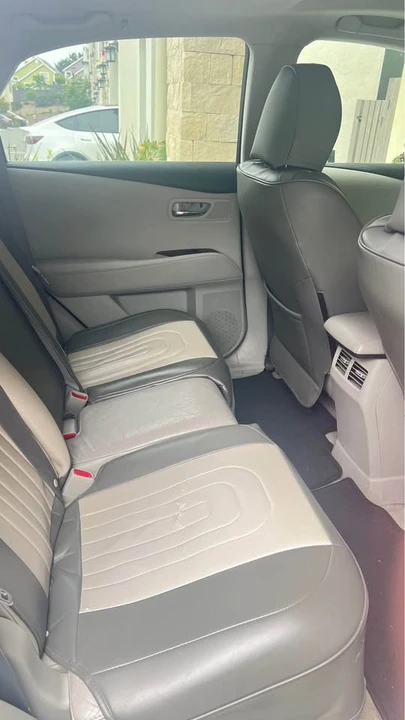 2010 Lexus RX 3rd Gen - Image 7 of 9