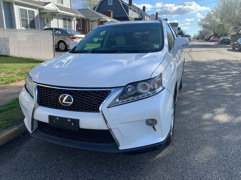 2010 Lexus RX 3rd Gen - Image 2 of 20