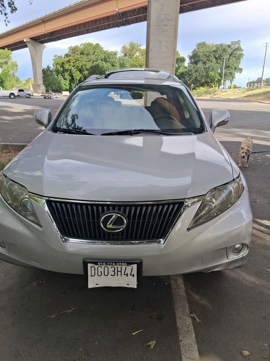 2010 Lexus RX 3rd Gen - Image 5 of 9