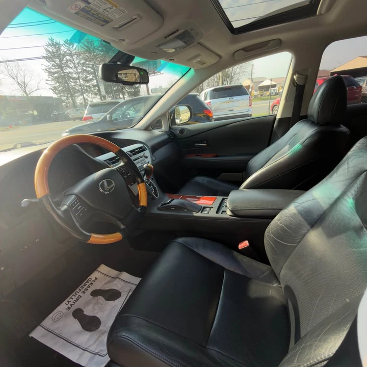 2010 Lexus RX 3rd Gen - Image 4 of 10