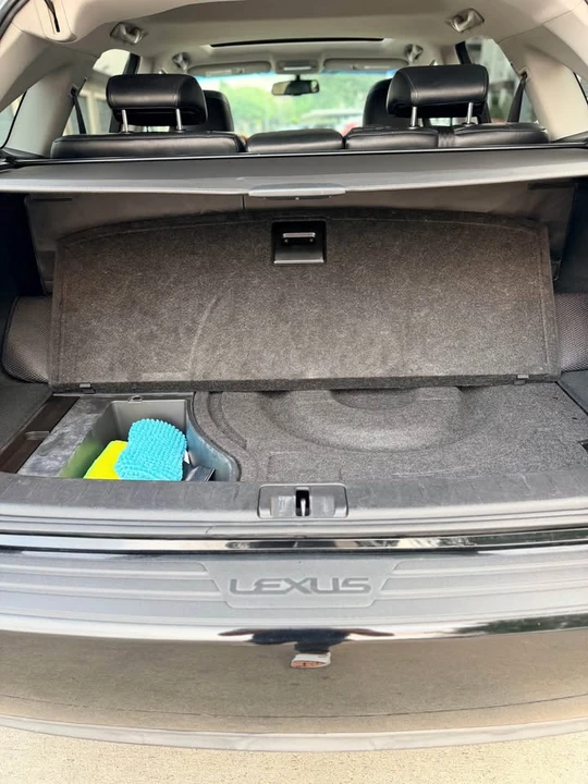 2010 Lexus RX 3rd Gen - Image 12 of 15