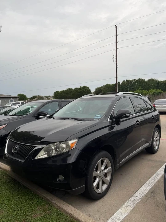 2010 Lexus RX 3rd Gen - Image 4 of 15
