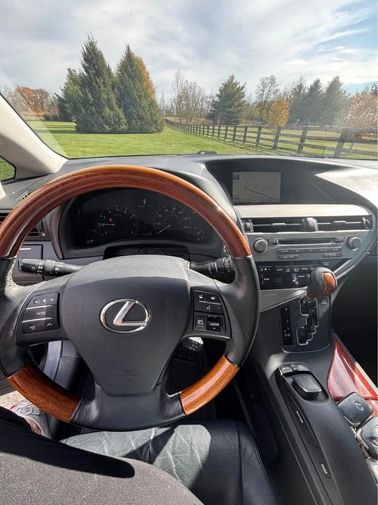2010 Lexus RX 3rd Gen - Image 9 of 9