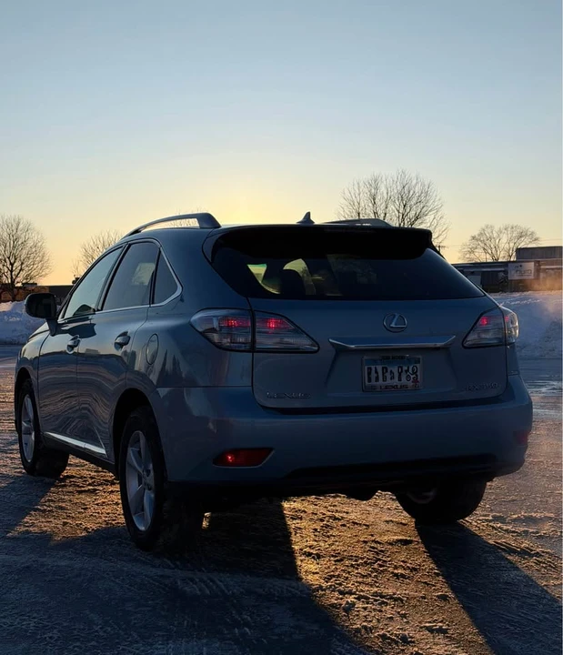 2010 Lexus RX 3rd Gen - Image 6 of 19