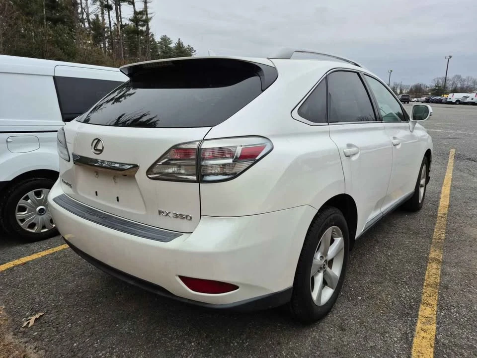 2010 Lexus RX 3rd Gen - Image 5 of 10