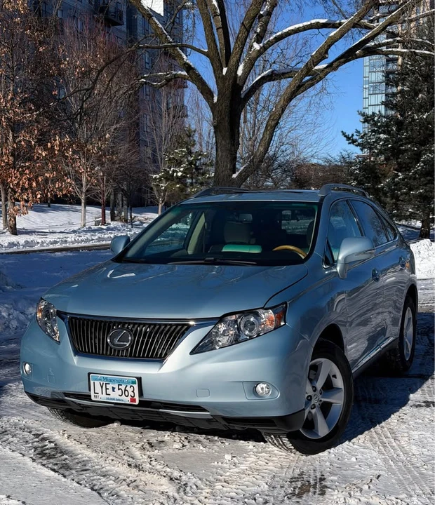 2010 Lexus RX 3rd Gen - Image 6 of 20