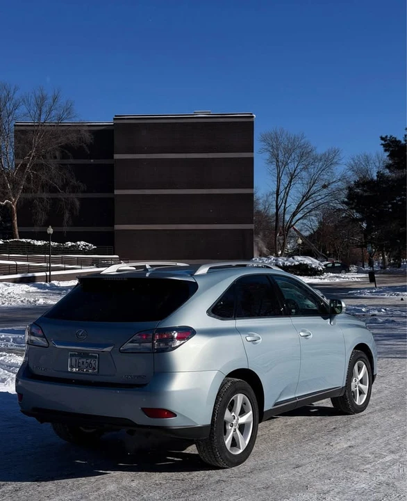 2010 Lexus RX 3rd Gen - Image 3 of 20