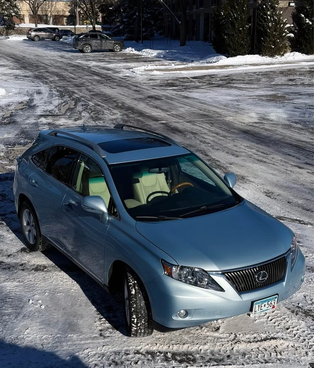 2010 Lexus RX 3rd Gen - Image 7 of 20