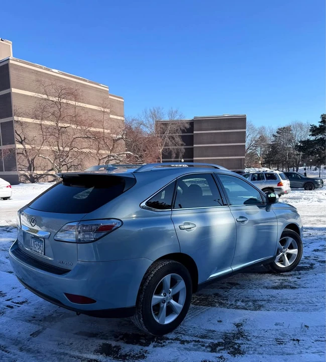 2010 Lexus RX 3rd Gen - Image 10 of 20