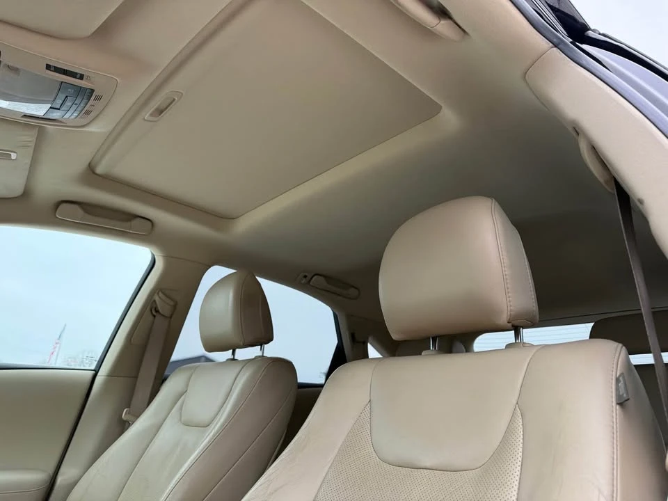 2010 Lexus RX 3rd Gen - Image 14 of 19