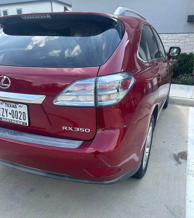 2010 Lexus RX 3rd Gen - Image 3 of 10