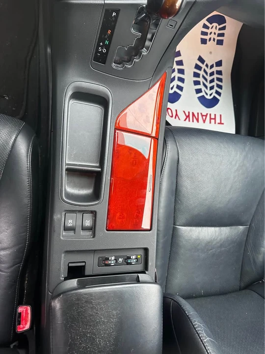2010 Lexus RX 3rd Gen - Image 8 of 14