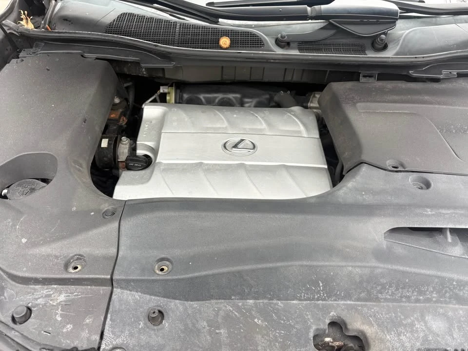 2010 Lexus RX 3rd Gen - Image 3 of 10