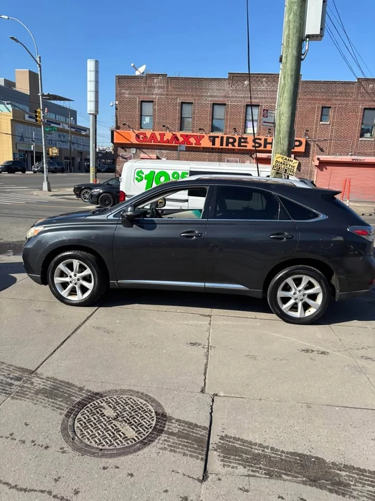 2010 Lexus RX 3rd Gen - Image 7 of 7