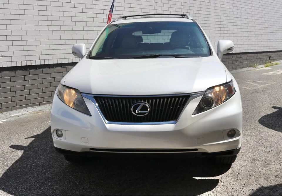 2010 Lexus RX 3rd Gen - Image 2 of 18