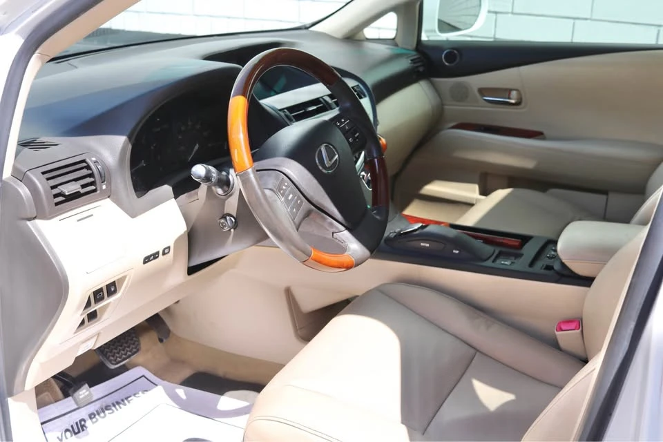 2010 Lexus RX 3rd Gen - Image 10 of 18