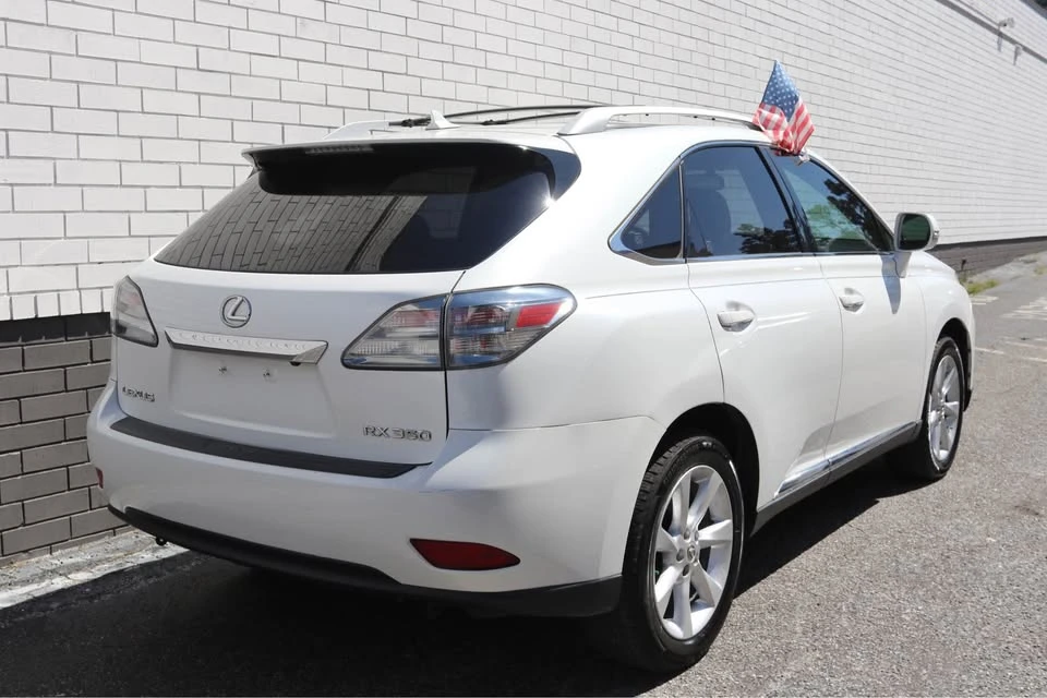 2010 Lexus RX 3rd Gen - Image 5 of 18