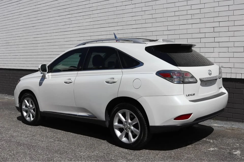 2010 Lexus RX 3rd Gen - Image 4 of 18