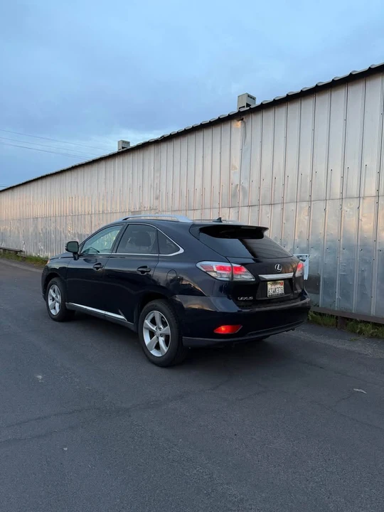 2010 Lexus RX 3rd Gen - Image 3 of 11
