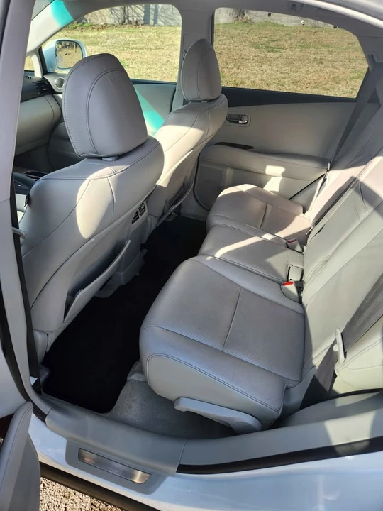 2010 Lexus RX 3rd Gen - Image 6 of 11