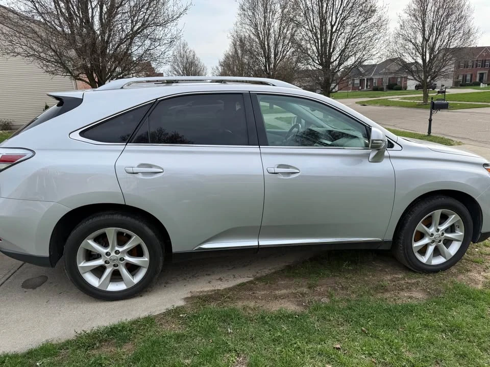 2010 Lexus RX 3rd Gen - Image 3 of 19