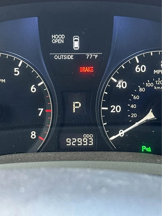 2010 Lexus RX 3rd Gen - Image 2 of 13