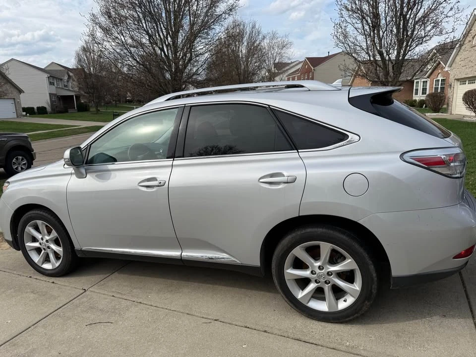 2010 Lexus RX 3rd Gen - Image 4 of 19