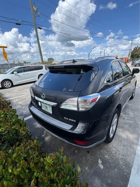 2010 Lexus RX 3rd Gen - Image 4 of 8