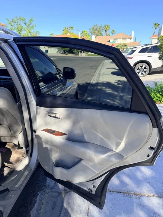 2010 Lexus RX 3rd Gen - Image 14 of 18