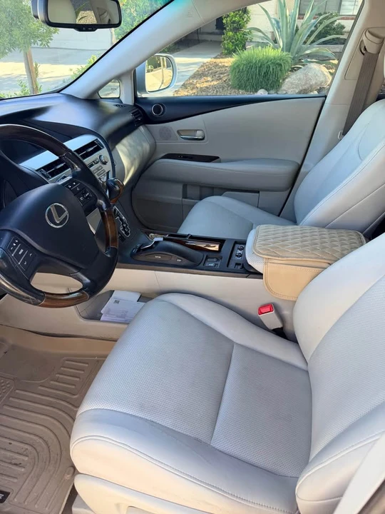 2010 Lexus RX 3rd Gen - Image 8 of 18