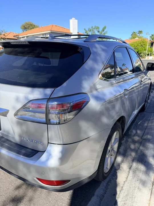 2010 Lexus RX 3rd Gen - Image 5 of 18
