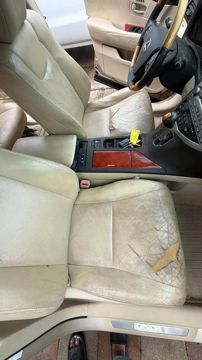 2010 Lexus RX 3rd Gen - Image 10 of 12