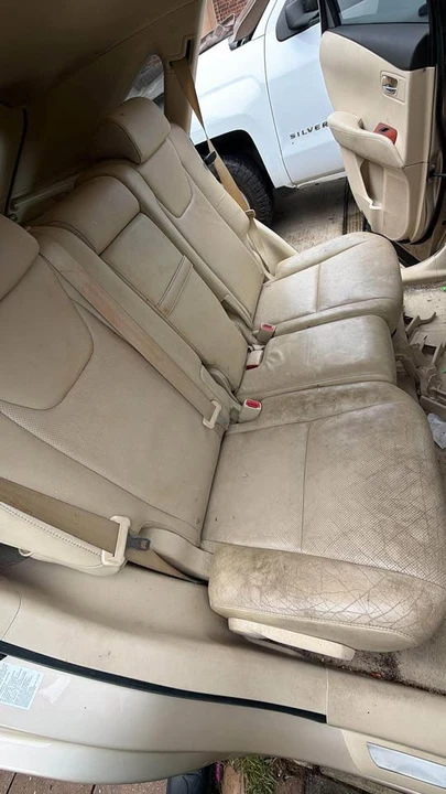 2010 Lexus RX 3rd Gen - Image 9 of 12
