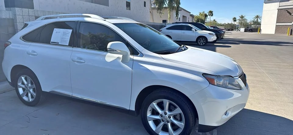 2010 Lexus RX 3rd Gen - Image 2 of 11