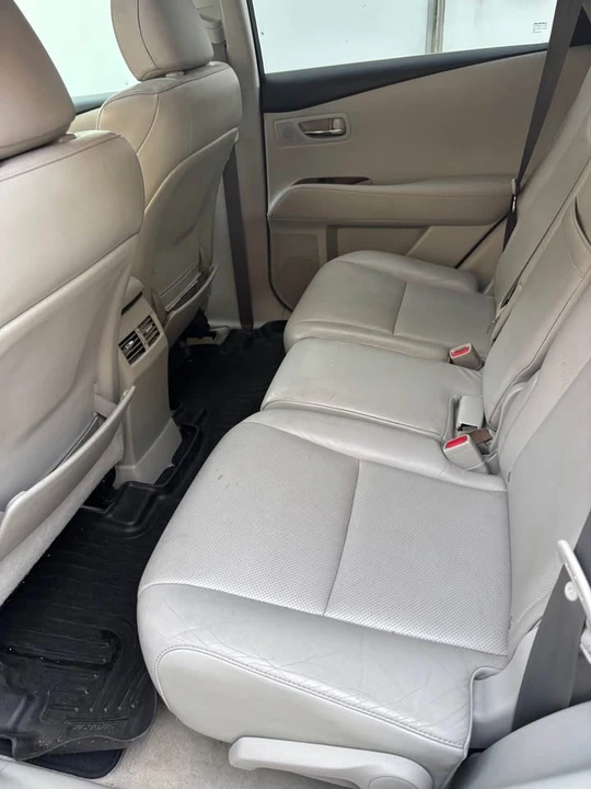 2010 Lexus RX 3rd Gen - Image 6 of 9