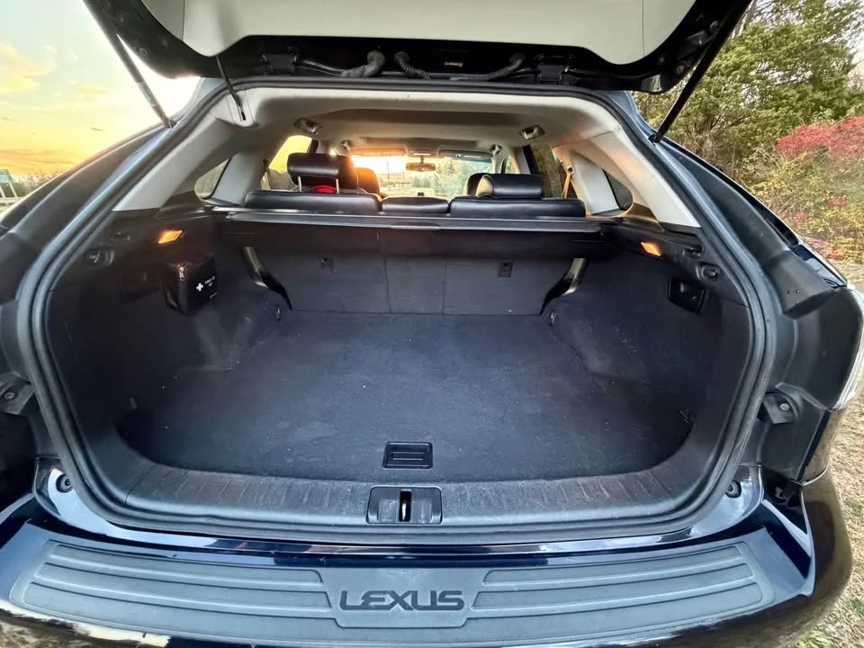 2010 Lexus RX 3rd Gen - Image 13 of 16