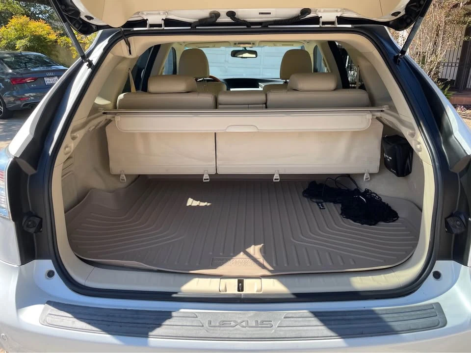 2010 Lexus RX 3rd Gen - Image 3 of 11