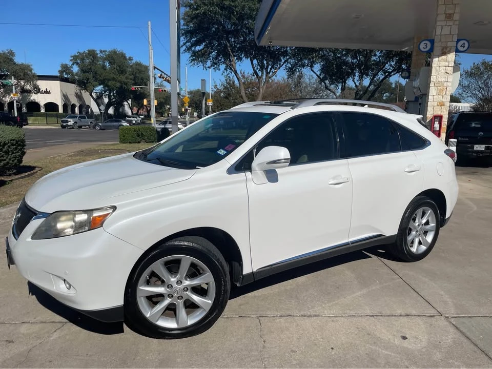 2010 Lexus RX 3rd Gen - Image 11 of 11