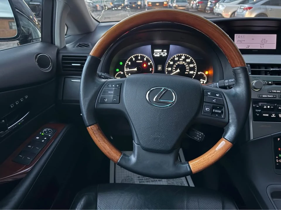 2010 Lexus RX 3rd Gen - Image 12 of 18