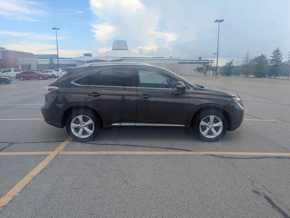 2010 Lexus RX 3rd Gen - Image 2 of 8