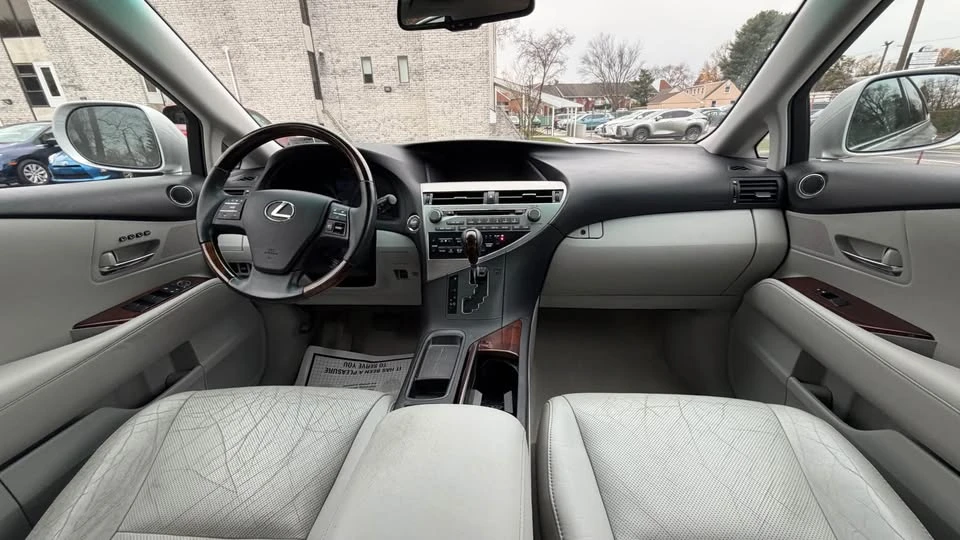 2010 Lexus RX 3rd Gen - Image 6 of 6