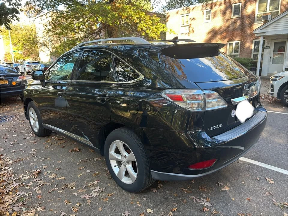 2010 Lexus RX 3rd Gen - Image 5 of 12