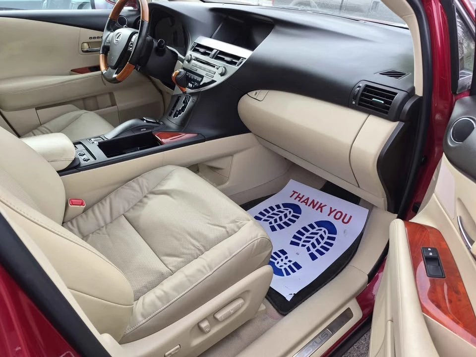 2010 Lexus RX 3rd Gen - Image 14 of 15