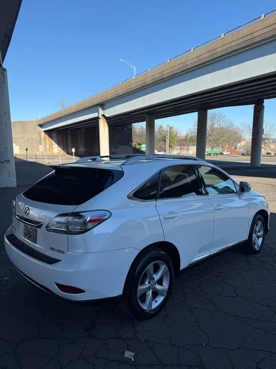 2010 Lexus RX 3rd Gen - Image 5 of 19