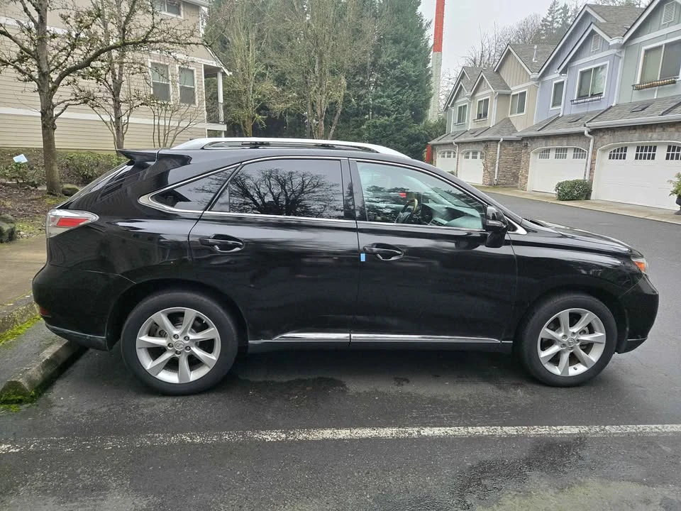 2010 Lexus RX 3rd Gen - Image 6 of 9