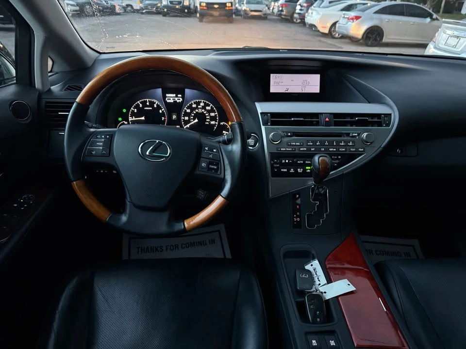 2010 Lexus RX 3rd Gen - Image 10 of 20